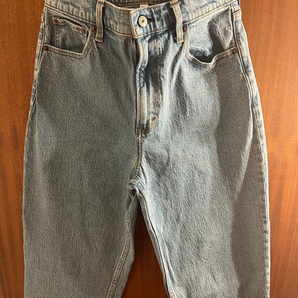 Abercrombie & Fitch 90's Straight Ultra High Rise - Picture 5 of 6